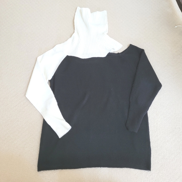 HALOGEN Black & White Turtle Neck Open Shoulder Long Sleeve Sweater Knit - Picture 2 of 6